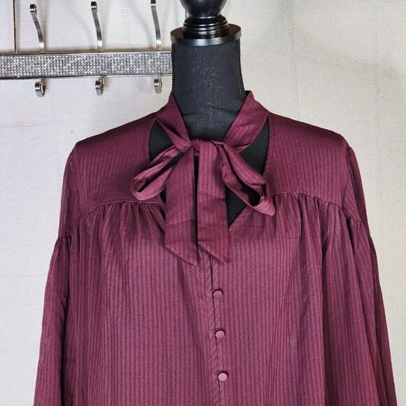 Time & Tru Metropolis Burgundy LS Tie Neck Poly Relaxed Fit Button Up Top Sz XXL - Picture 4 of 16